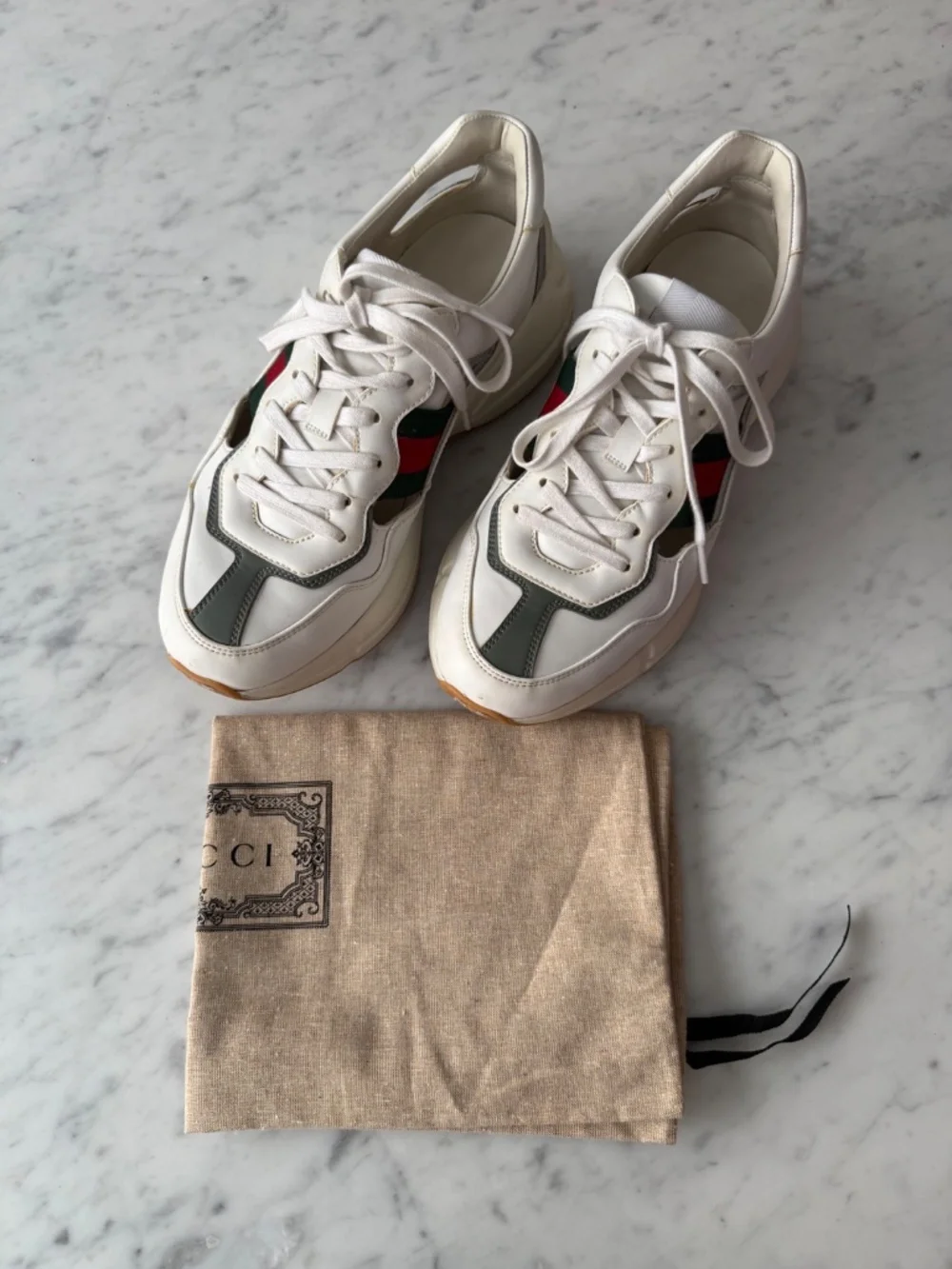 Gucci Rhyton Sneakers Cut Out Leather - Men's size 7
